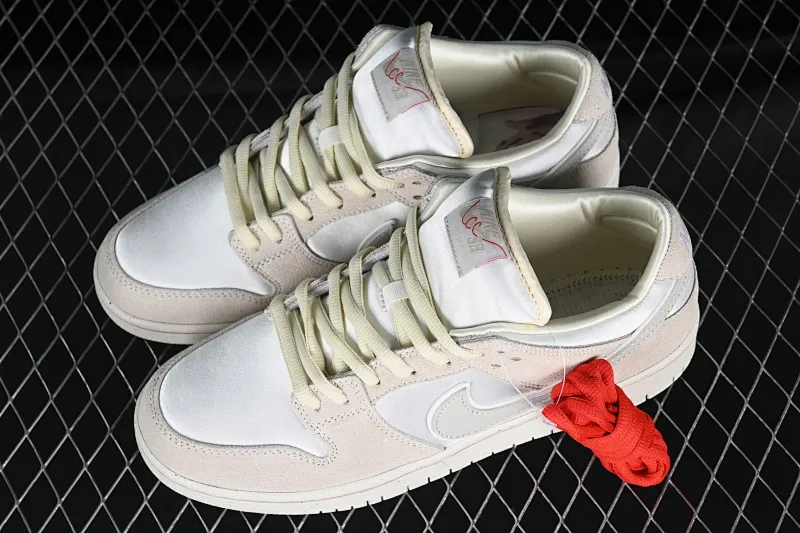 All Categories Nk SB Dunk Series Nk SB Dunk Low Low-top Sneakers C Version Nk SB Dunk Low 2024 Valentine’s Day Theme SB Low-top Casual Sneakers FZ5654-100